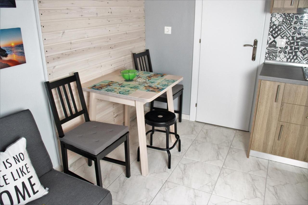 Filippou Luxury Apartments Flogita Bagian luar foto